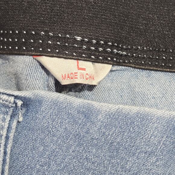 Laurie Felt Silky Curve Bootcut Cropped Med Wash Denim Logo Button Front LARGE - Picture 9 of 14